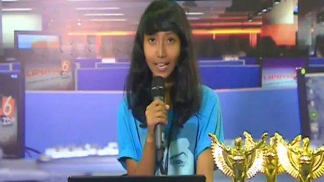 Nadia Pengunjung dan Peserta Presenter di Indonesia Broadcaster Expo 2013