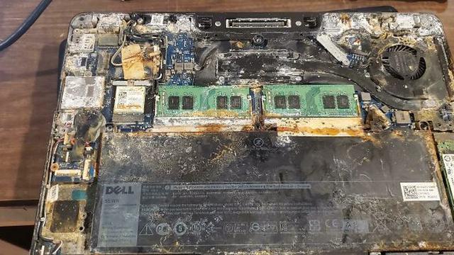 Dibawa ke Tukang Servis, 6 Potret Kondisi Barang Elektronik yang Ini Bikin Prihatin. (Sumber: Boredpanda)