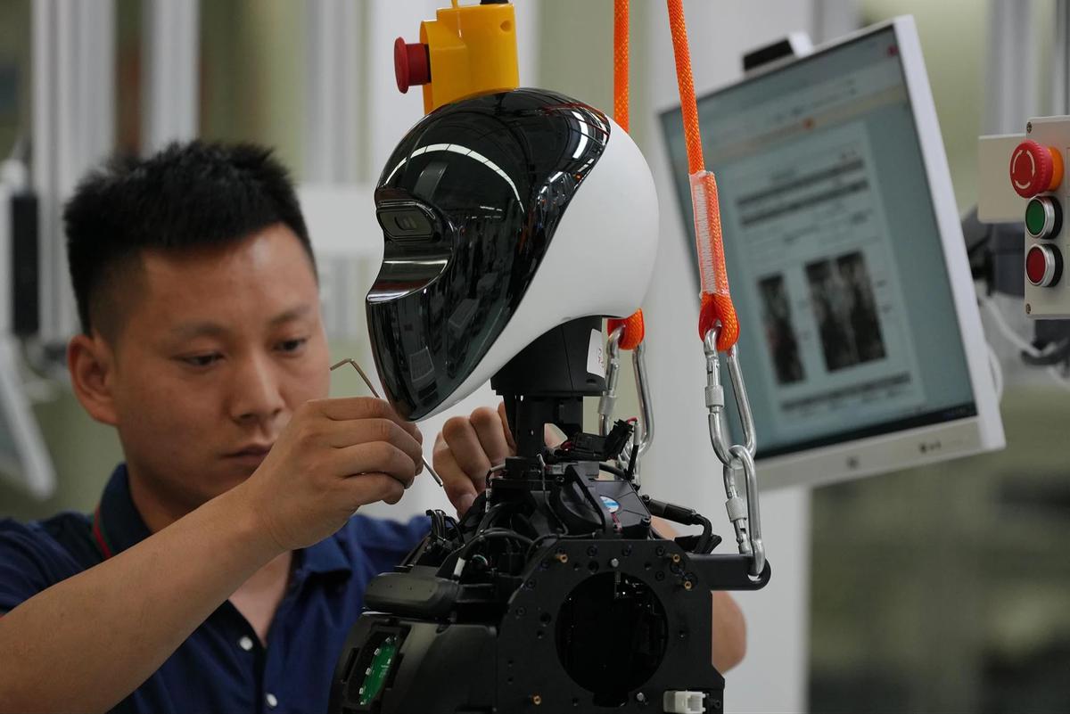 FOTO: Melihat Pabrik Robot Masa Depan di Beijing