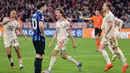 Pada menit ke-85, Thomas Muller berhasil mencetak gol penyeimbang. (Alexandra BEIER/AFP)