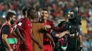 Pemain timnas Portugal, Cristiano Ronaldo dan timnya merayakan kemenangan atas Swiss pada laga pamungkas kualifikasi Piala Dunia 2018 zona Eropa di Stadion da Luz, Selasa (10/10). Portugal lolos ke Piala Dunia 2018 usai menang 2-0. (AP/Armando Franca)
