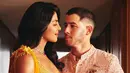 <p>Pasutri Nick Jonas dan Priyanka Chopra juga tak ketinggalan terlihat di pernikahan Anant Ambani dan Radhika Merchant. Nick Jonas tampil menawan mengenakan Sherwani berwarna merah muda. [Foto: Instagram/priyankachopra]</p>