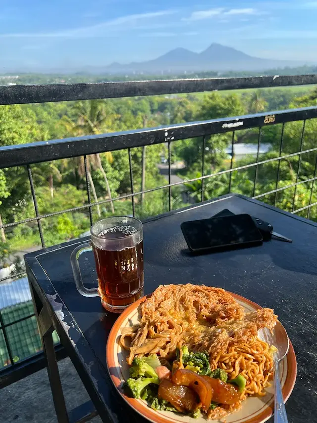 Angkringan Puncak Bibis