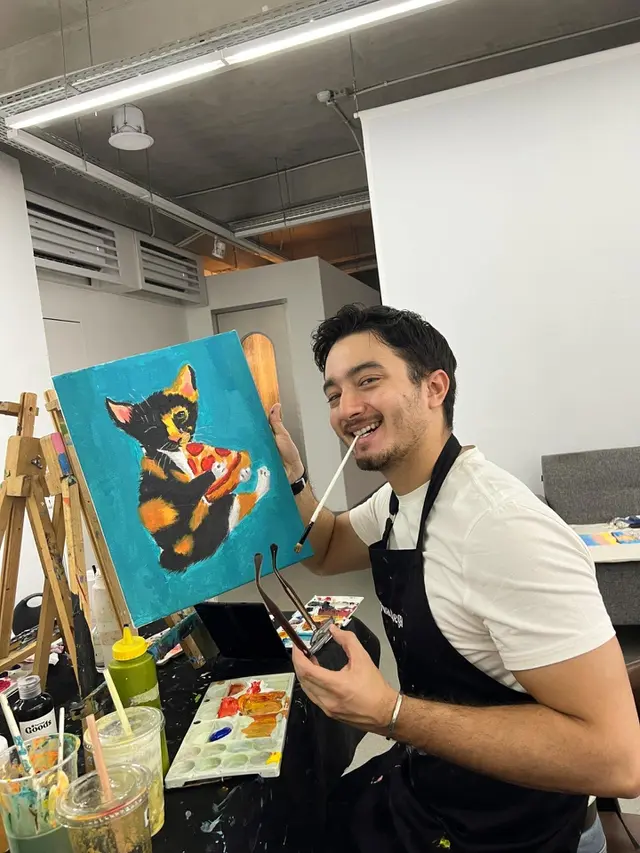 Bryan Domani (instagram.com/bryandomani_bd_)