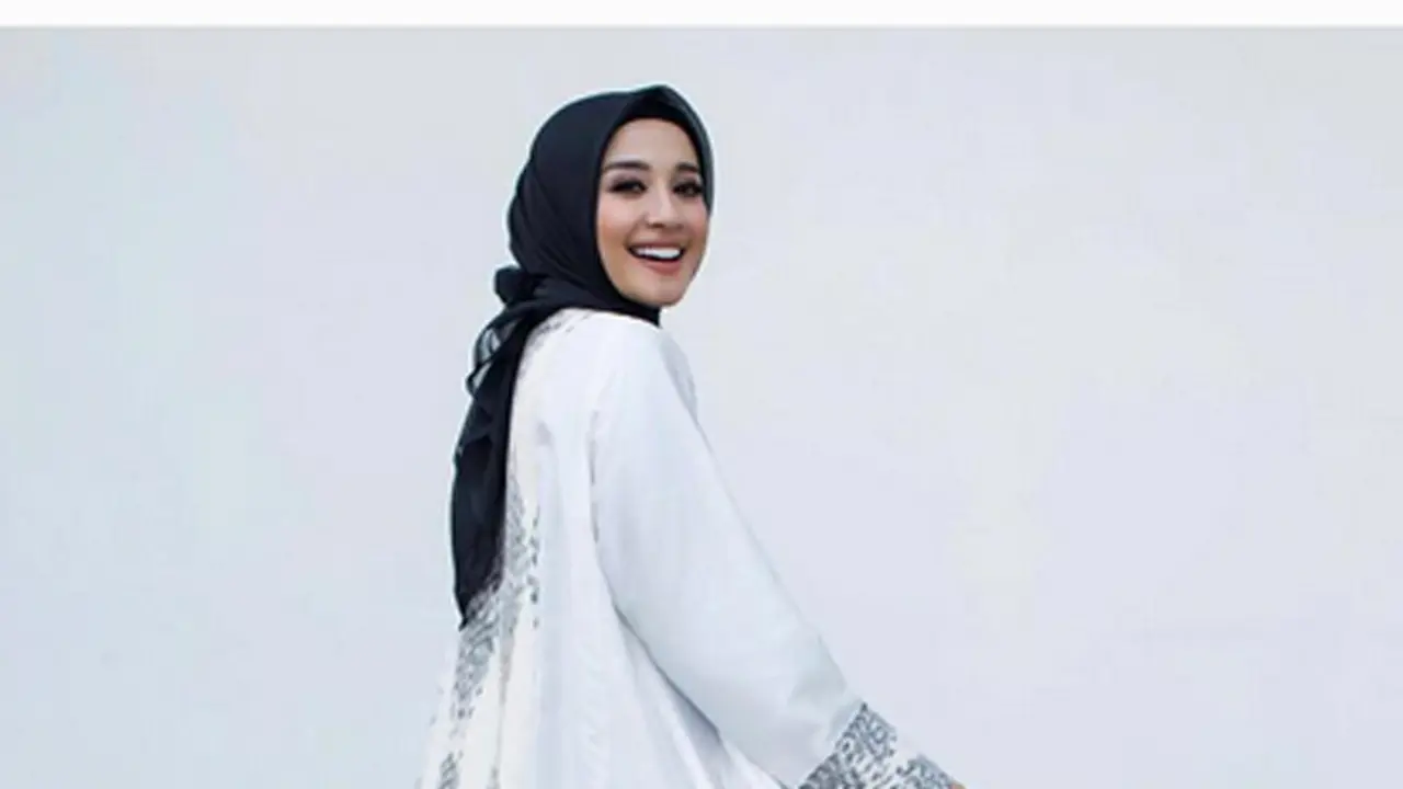 [Bintang] Laudya Cynthia Bella