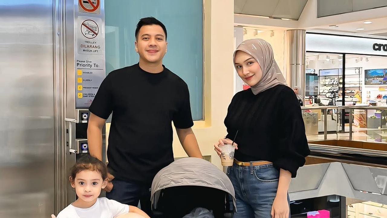 7 Potret Terbaru Melody Prima, Makin Terlihat Cantik dan Bahagia Setelah Menikah