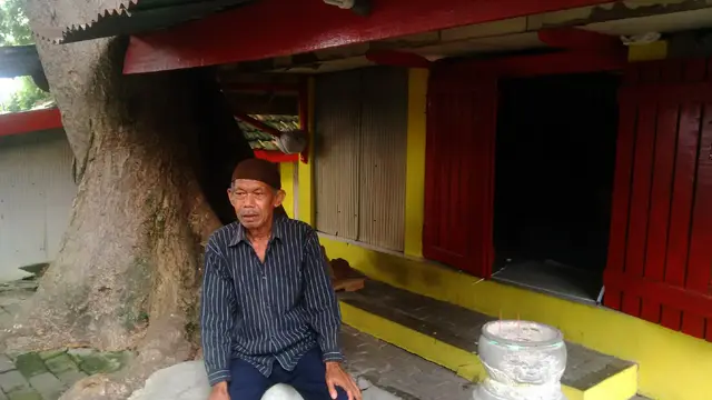 Makam Sunan Kuning
