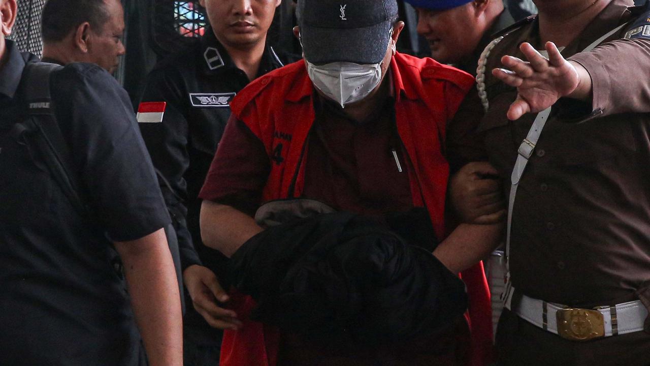 Hakim tersangka suap vonis bebas Ronald Tannur diperiksa Kejagung