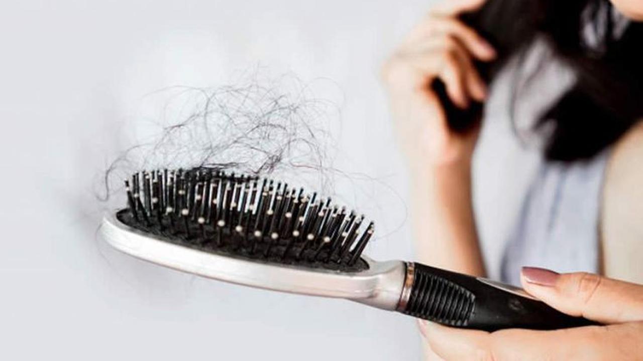 7 Metode Alami Mengatasi Rambut Rontok untuk Hijaber, Caranya Mudah