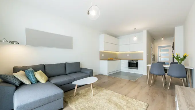 Sewa Hotel vs Apartemen, Mana yang Paling Enjoyable buat Staycation?