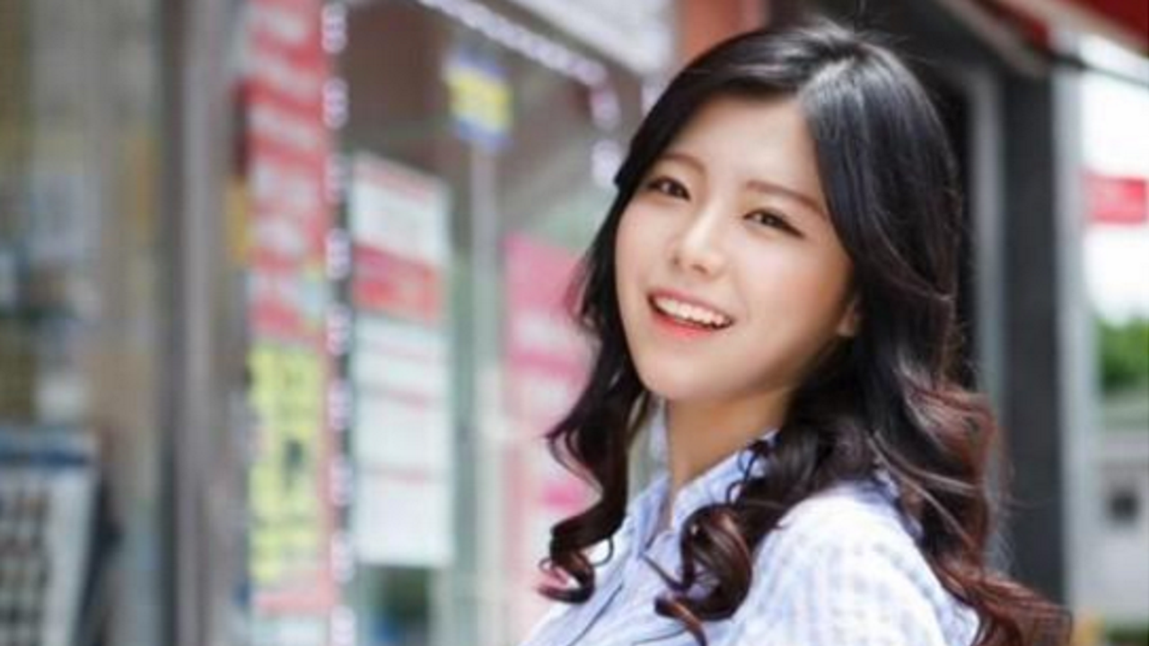 Artis Cantik Korea Bunuh Diri dalam Kecelakaan Tragis