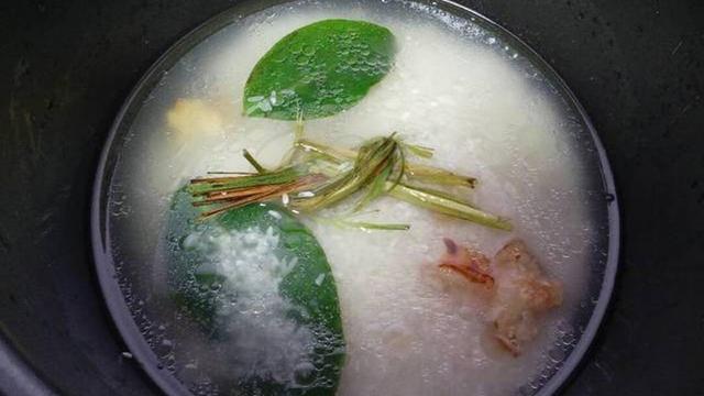 [Bintang] Nasi Uduk Magicom