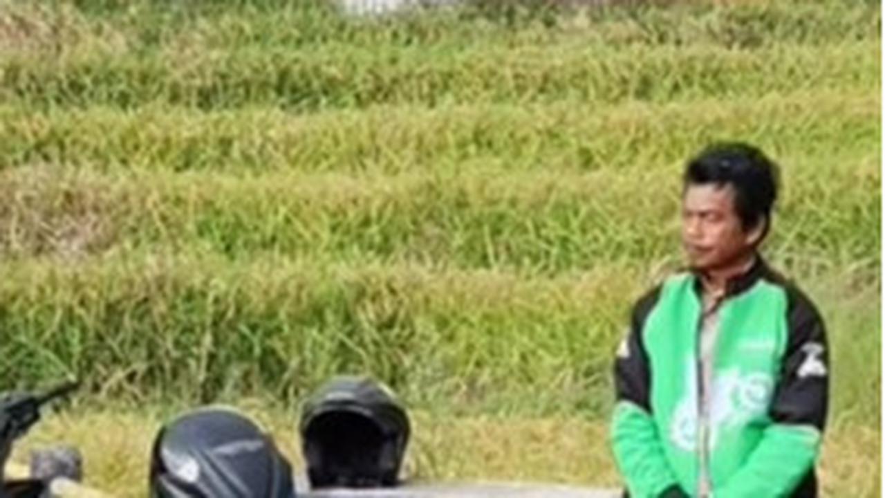 Driver Ojol ini Sosok Malaikat Tak Bersayap, Banting Tulang Ngojek Demi Hidupi Puluhan Anak Yatim di Panti Asuhan