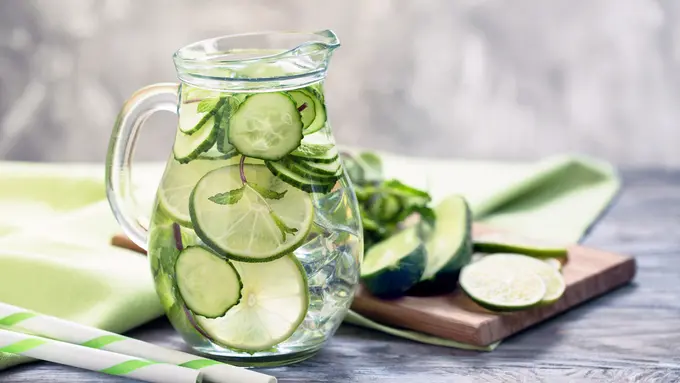 infused water air putih