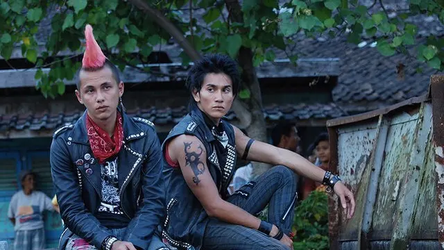 7 Transformasi Gaya Andhika Pratama dari Awal Karier Hingga Usia Ke-33