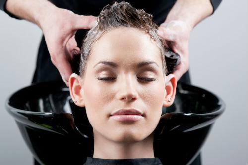Pertimbangkan Saran Hairstylist