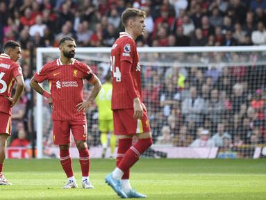 Mohamed Salah dan kawan-kawan di luar dugaan kalah 0-1 dari Nottingham Forest pada pekan keempat Liga Inggris di Stadion Anfield, Sabtu (14/9/2024). (AP Photo/Rui Vieira)