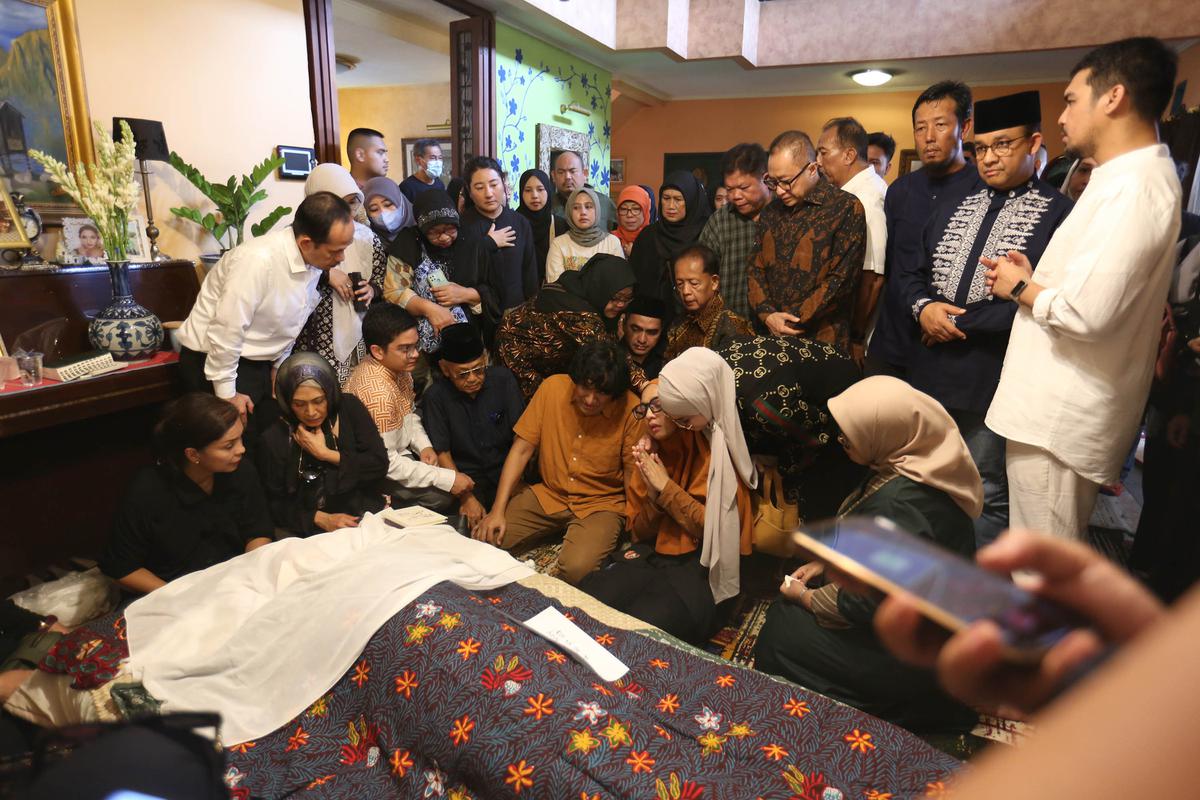 Sehari Sebelum Meninggal Dunia, Marissa Haque Traktir Mahasiswanya dan Bicara Soal Kematian - Minta Doa