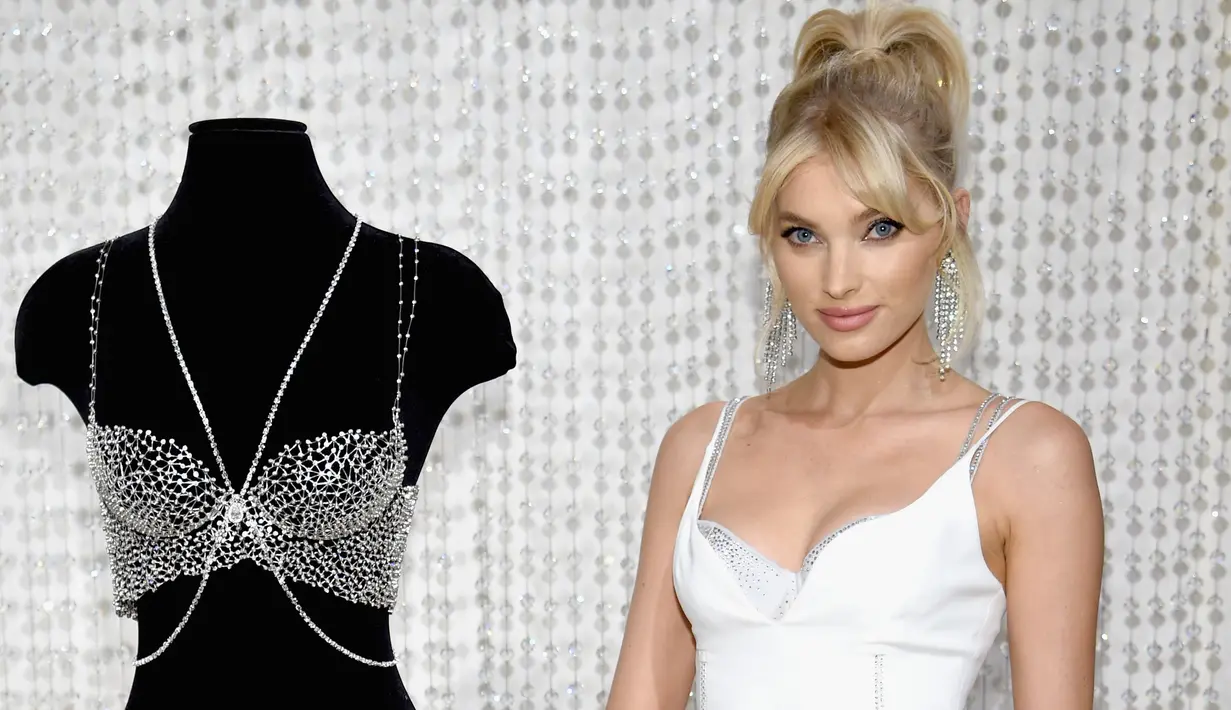 FOTO Victoria's Secret Pamerkan Fantasy Bra Seharga Rp15 Miliar Foto