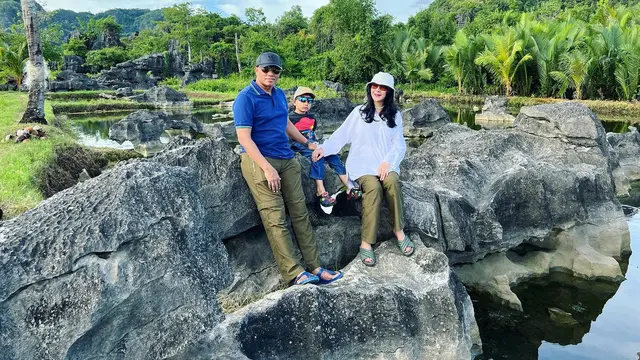 Naik Perahu Susuri Sungai, Ini 6 Momen Seru Uut Permatasari Liburan Bersama Keluarga