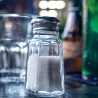 ilustrasi garam bisa membuat pipi tirus/pexels