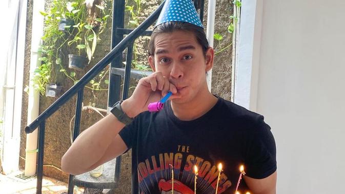 Rangga Azof. (Instagram @azofrangga)