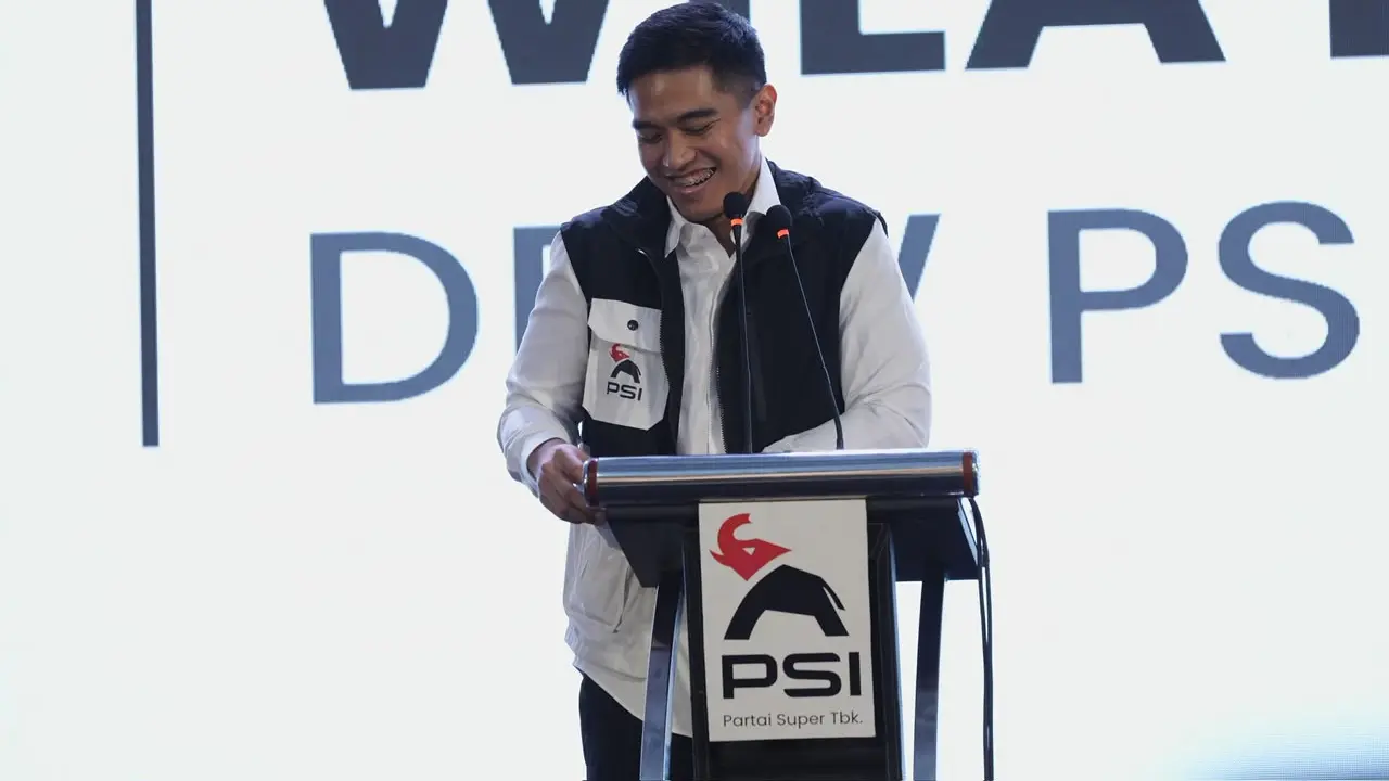 Ketum PSI Kaesang Pangarep saat menghadiri Rapat Koordinasi Wilayah (Rakorwil) PSI sekaligus melantik pengurus DPW, DPD, dan DPC PSI Provinsi Bengkulu. (Dok: PSI)