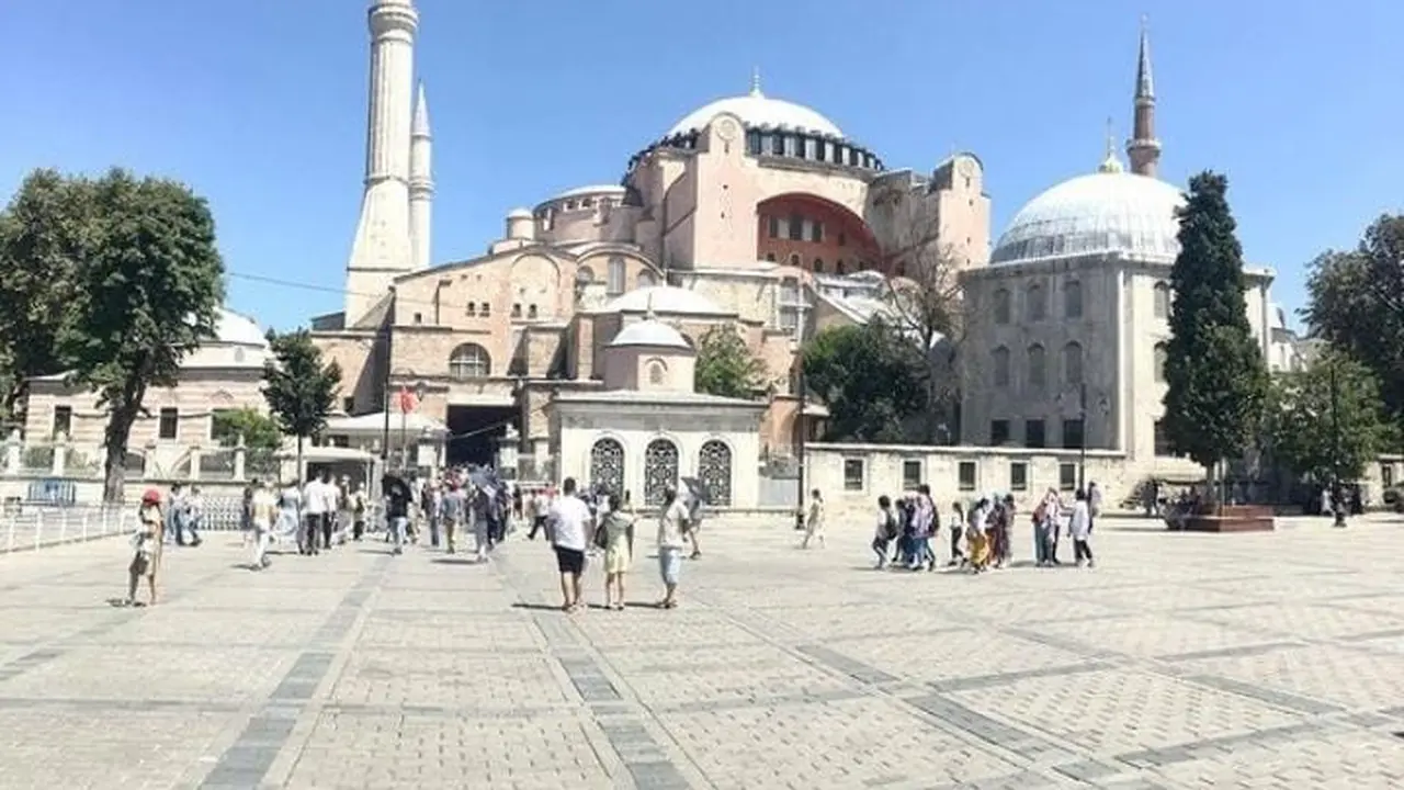 Pasha Tour