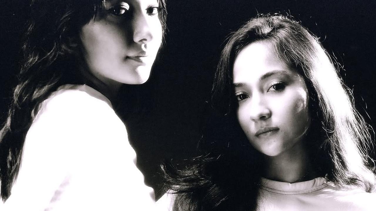 7 Potret Naomi Zaskia dan Carissa Perusset yang Mirip bak Kembar, Disebut Adik Kakak Ketemu Gede