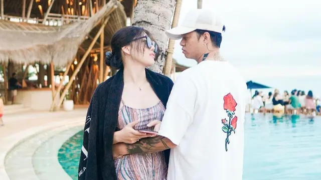 Reza Arap dan Wendy Walters