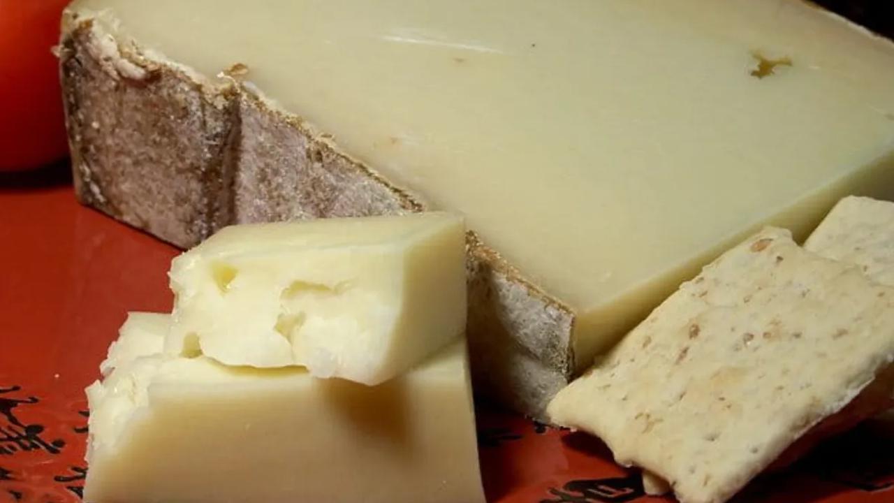 4. Fontina