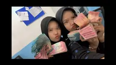 Viral Foto Tumpukan Uang Pegawai SPPG Lampung, Begini Penjelasannya