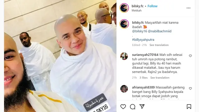 Billy Syahputra Berkepala Plontos saat Umrah