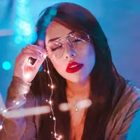 ilustrasi perempuan/Photo by Bryan Apen on Unsplash