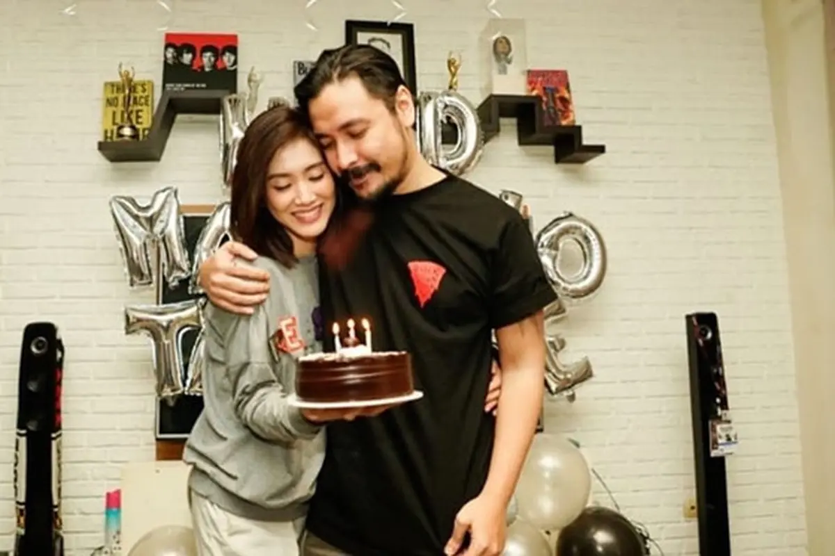 6 Potret Cantik Susan Tanoe, Wanita yang Kini Jadi Kekasih Baru Ello