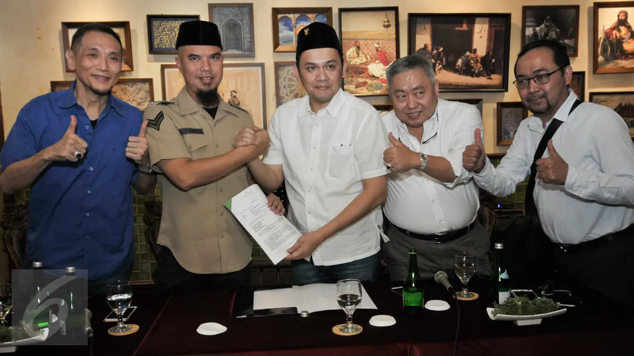 20161220-Ahmad Dhani Tunjuk Farhat Jadi Kuasa Hukumnya-Jakarta