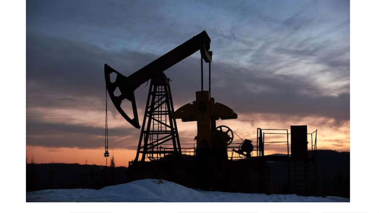 Harga Minyak Anjlok Setelah AS Umumkan Sanksi Global Terhadap Iran