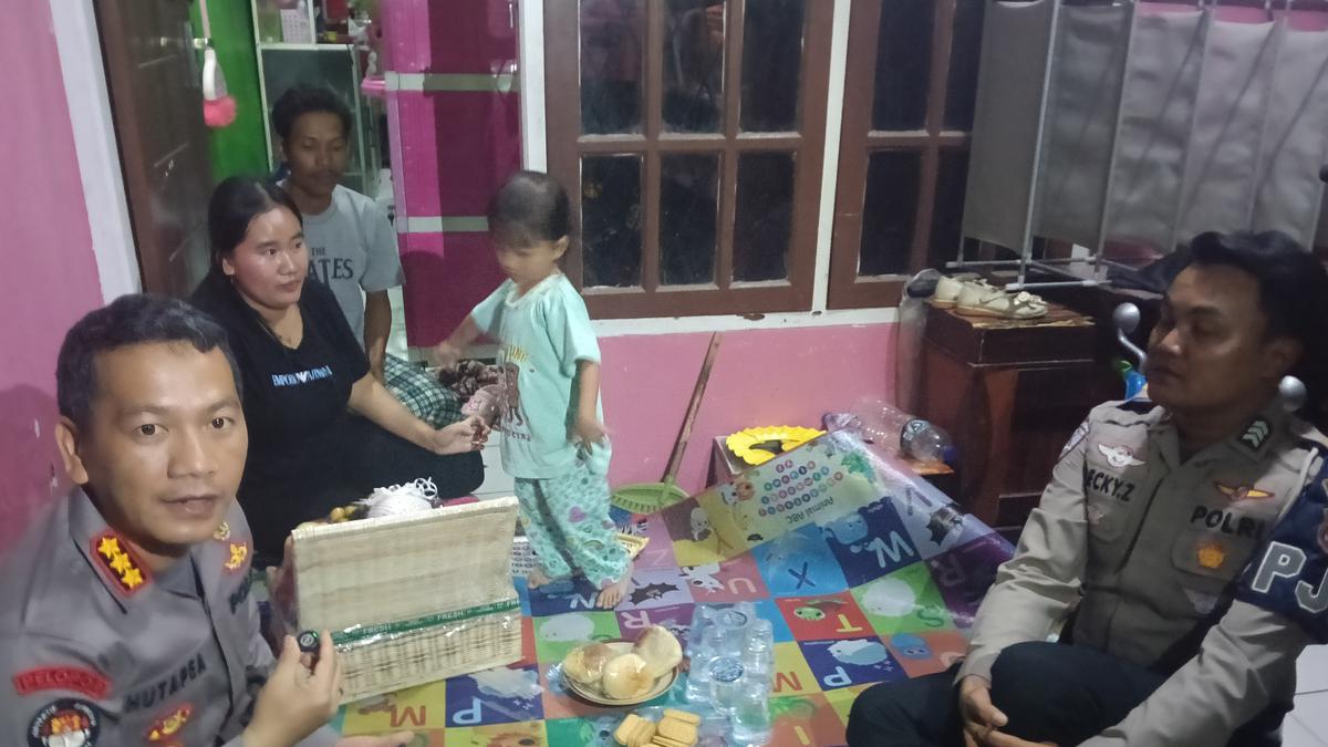 ️ Di balik kisah pilu anak kejang yang ditolak RS karena tak punya BPJS, ada sosok polisi yang tampil jadi pahlawan nyata. Ini dia orangnya