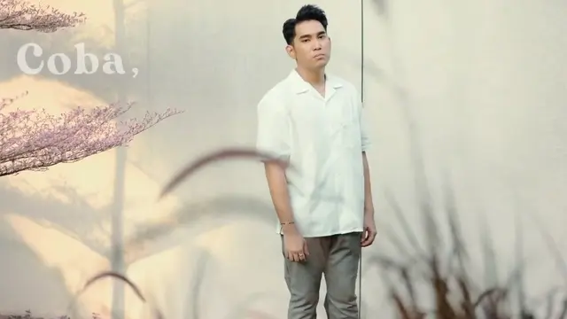 Di bawah naungan Sony Music, Jesenn merilis single Bukan Pilihan.