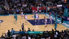 Charlotte Hornets mengalahkan Washington Wizards dengan skor 129-124 dalam lanjutan pertandingan NBA 2017-2018.