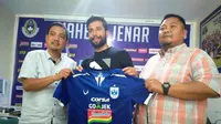 PSIS Semarang merekrut striker Timnas Lebanon, Abou Bakr Al Mel. (Bola.com/Ronald Seger)
