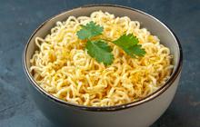 Tips Praktis Membuat Mi Kuning Lebih Nikmat dan Bebas Bau Kapur