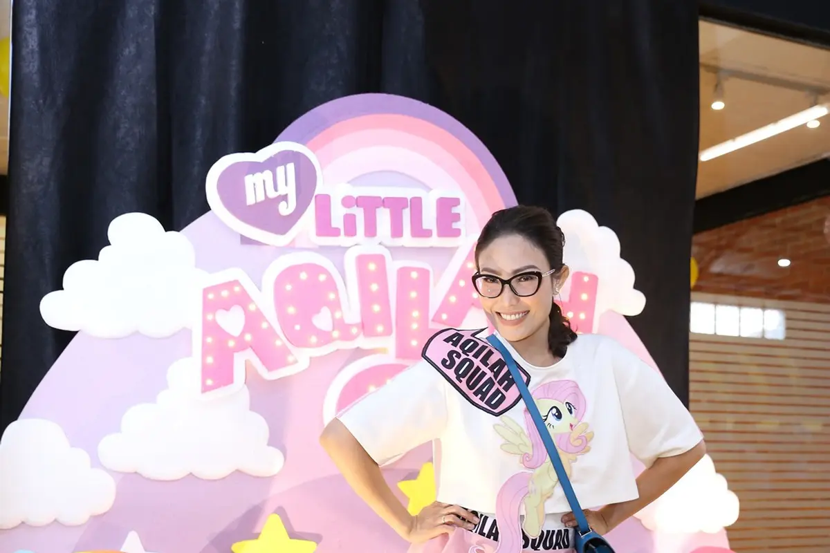 [Bintang] Ayu Dewi