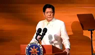 Presiden Filipina Ferdinand Marcos Jr., menyampaikan pidato kenegaraan pertamanya di kota Quezon, Filipina, Senin, 25 Juli 2022. (Jamillah Sta Rosa/Foto Pool via AP)