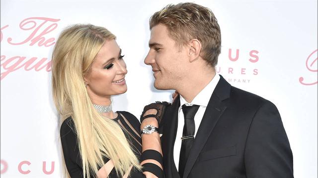 Paris Hilton dan Chris Zylka
