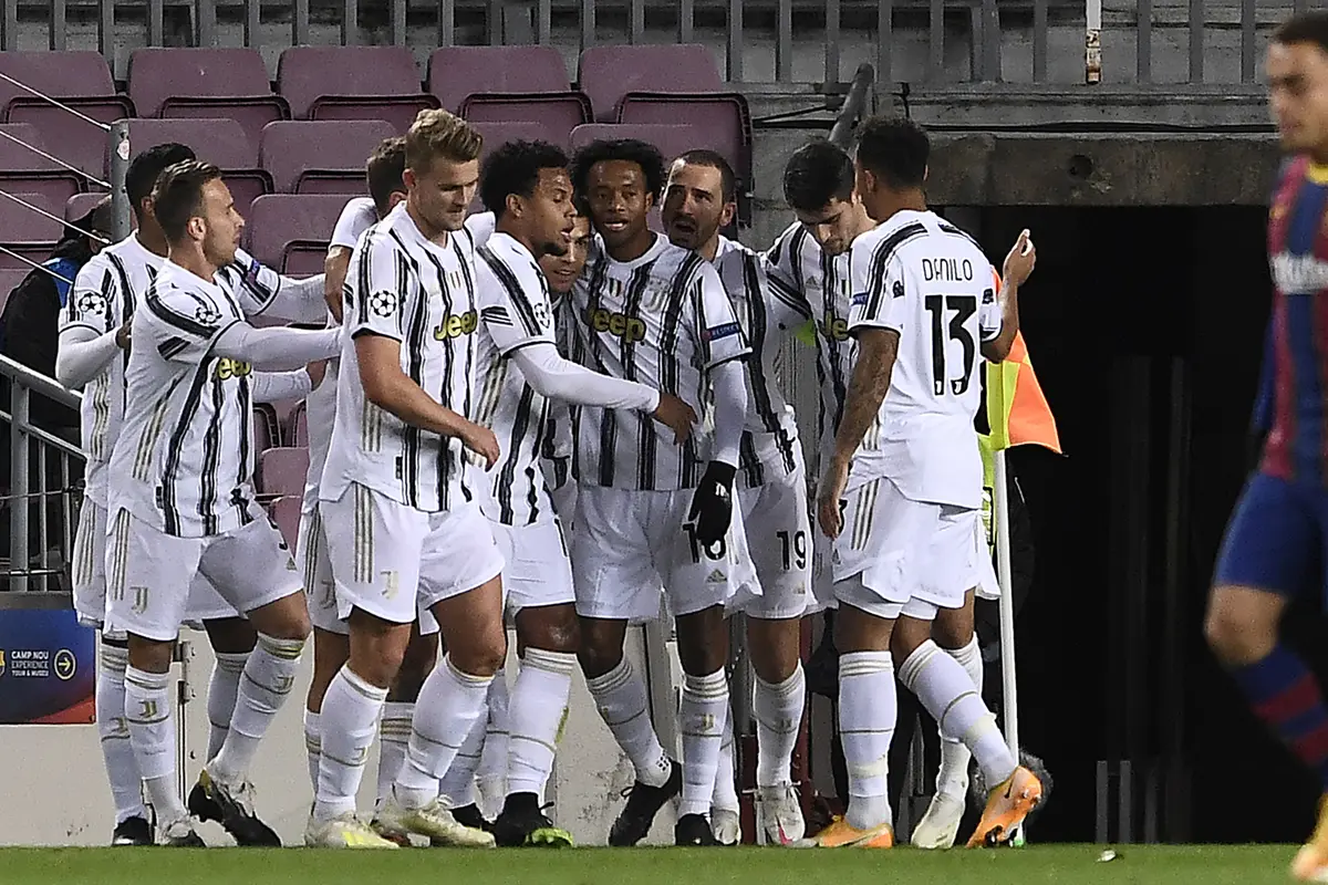 Cristiano Ronaldo Gemilang, Juventus Bungkam Barcelona 3-0 di Camp Nou