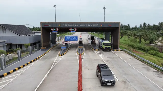 Tol Kuala Tanjung-Indrapura