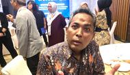 Kepala Bidang Pengendalian dan Pencegahan Penyakit Dinas Kesehatan Provinsi Jawa Barat dr. Rohadi Hendra Setya Wibawa menyampaikan soal difteri di Garut dan temuan kasus polio di Purwakarta, Jawa Barat saat ditemui di Jakarta Selatan, Senin (20/3/2023). Foto: (Liputan6.com/Ade Nasihudin).