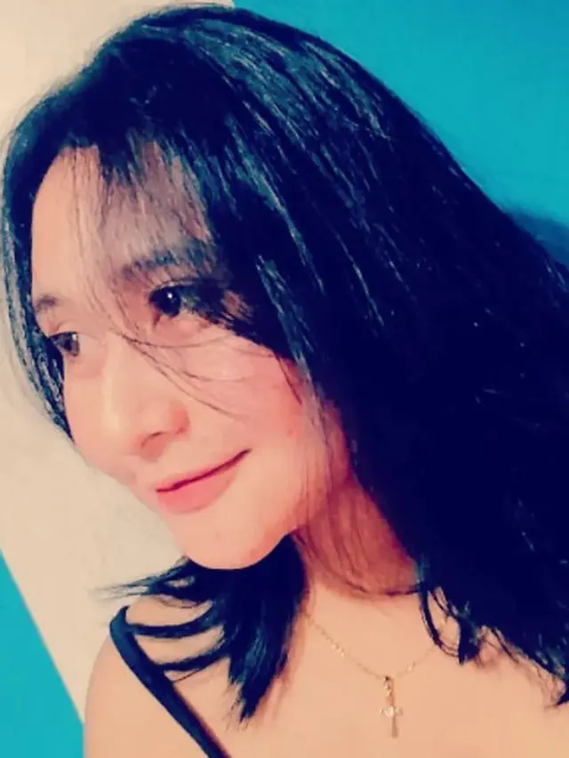 Wanita Ini Punya Wajah Mirip Prilly Latuconsina, 6 Potretnya Bak Kembar