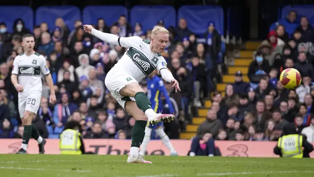 Foto: Penyelamatan Penalti Kepa Arrizabalaga Bawa Chelsea Tumbangkan Plymouth Argyle di Putaran Keempat Piala FA 2021 / 2022